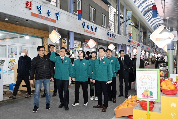 11-1 20240220 시민안전 특위 현장방문(연동시장) 01